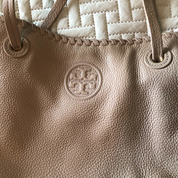 Tory Burch leather tote 💗👜💗 - Picture 4 of 16
